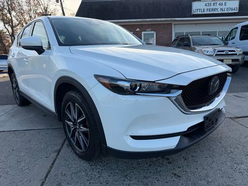 Used 2018 MAZDA CX-5 Touring w/ Preferred Equipment Package image 3