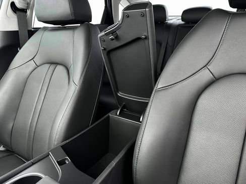 New 2025 Hyundai Sonata Limited FWD image 18