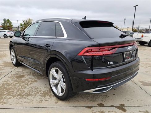 Certified 2023 Audi Q8 Premium image 5