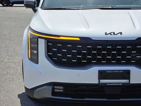 New 2026 Kia Carnival SX image 2