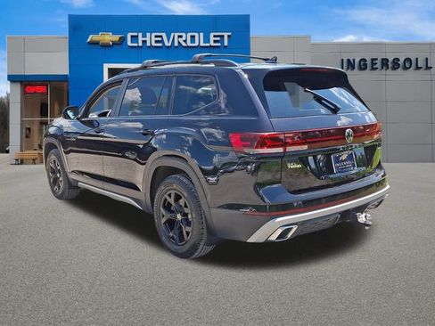 Used 2024 Volkswagen Atlas Peak Edition SEL AWD/4WD image 24