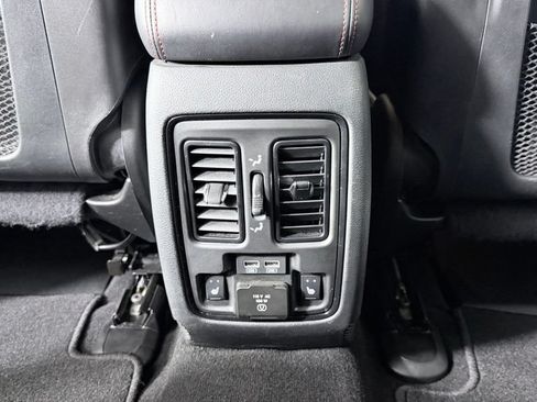 Used 2023 Dodge Durango R/T w/ Blacktop Package AWD/4WD image 30