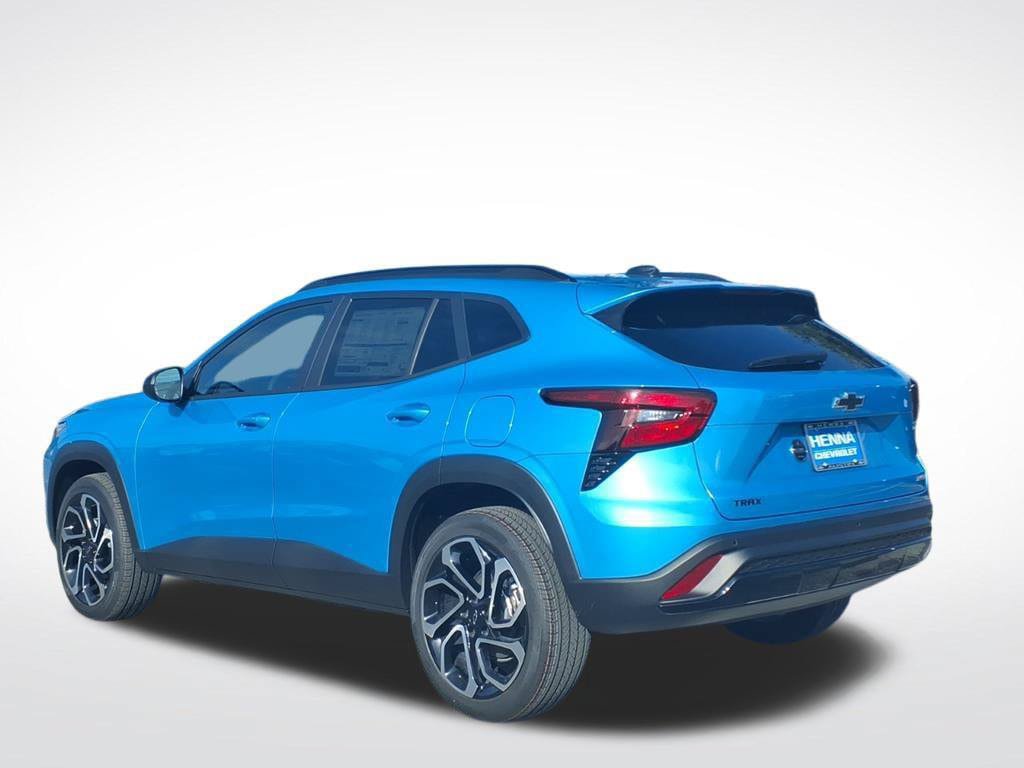 New 2026 Chevrolet Trax RS w/ Driver Confidence Package FWD image 5