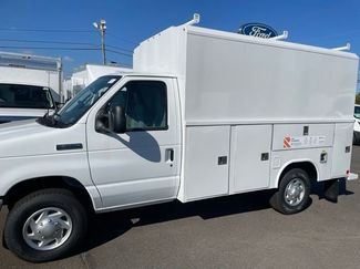 New 2026 Ford E-350 and Econoline 350 Super Duty w/ Power Equipment Group video 2