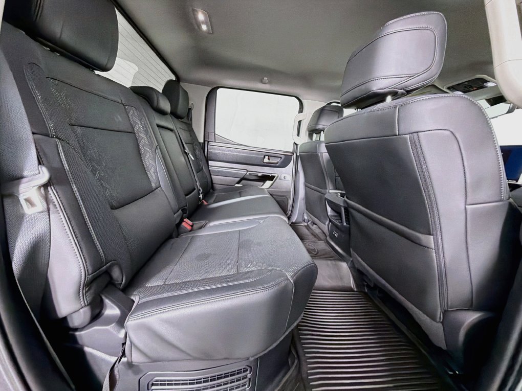 Used 2024 Toyota Tundra Limited AWD/4WD image 28