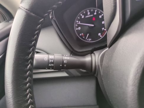 Used 2023 Subaru Outback Premium image 25