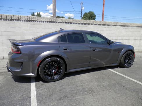 Used 2023 Dodge Charger SRT Hellcat w/ Harman/Kardon Audio Group image 9