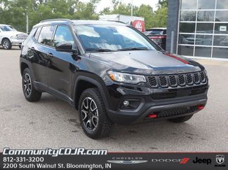 New 2025 Jeep Compass Trailhawk w/ Trailhawk Convenience Group video 1