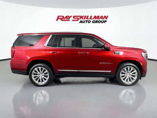 Used 2024 GMC Yukon Denali w/ Advanced Technology Package AWD/4WD image 8