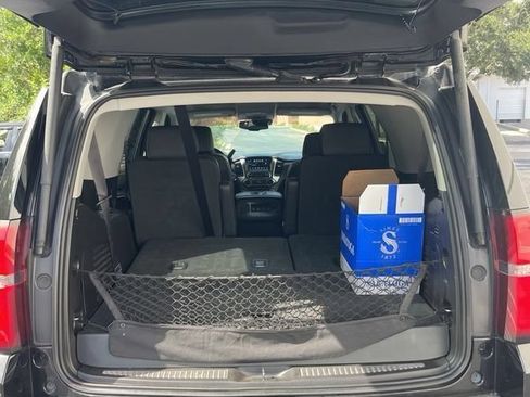 Used 2019 Chevrolet Tahoe Premier w/ RST 6.2L Performance Edition RWD image 8