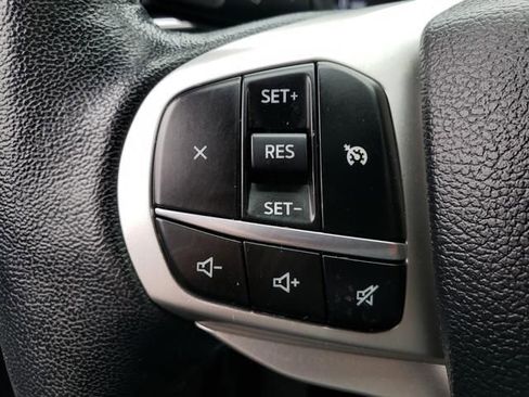 Used 2023 Ford Explorer XLT w/ Equipment Group 202A image 23