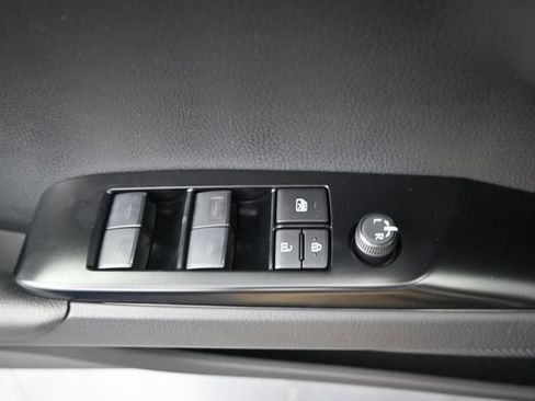 New 2026 Toyota Camry SE FWD image 9