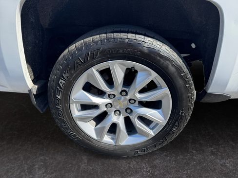 Used 2019 Chevrolet Silverado 1500 LT RWD image 14