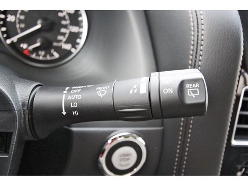 Used 2024 Nissan Armada Platinum w/ Captain's Chairs Package image 14