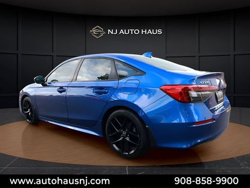 Used 2024 Honda Civic Sport image 8