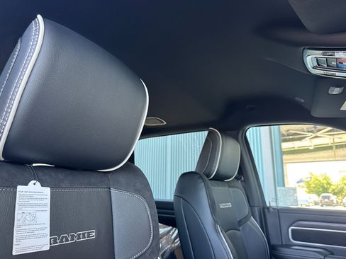 New 2026 RAM 3500 Laramie AWD/4WD image 15