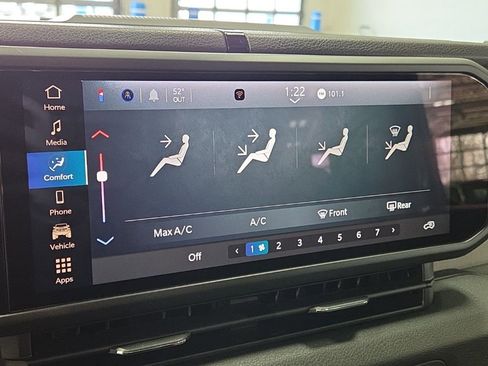 Used 2024 Jeep Wrangler Sport S image 19