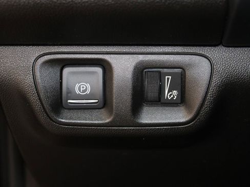 Used 2022 GMC Acadia SLE w/ Driver Convenience Package image 39