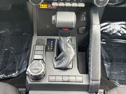 Used 2025 Toyota 4Runner TRD Off-Road image 37