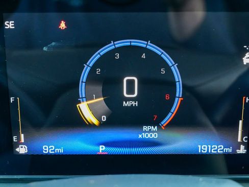 Used 2024 Chevrolet Trax ACTIV w/ Sunroof Package FWD image 43