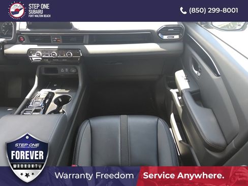 Used 2025 Honda Pilot EX-L image 16