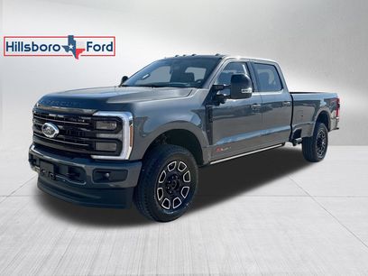 New 2026 Ford F350 Platinum w/ FX4 Off-Road Package