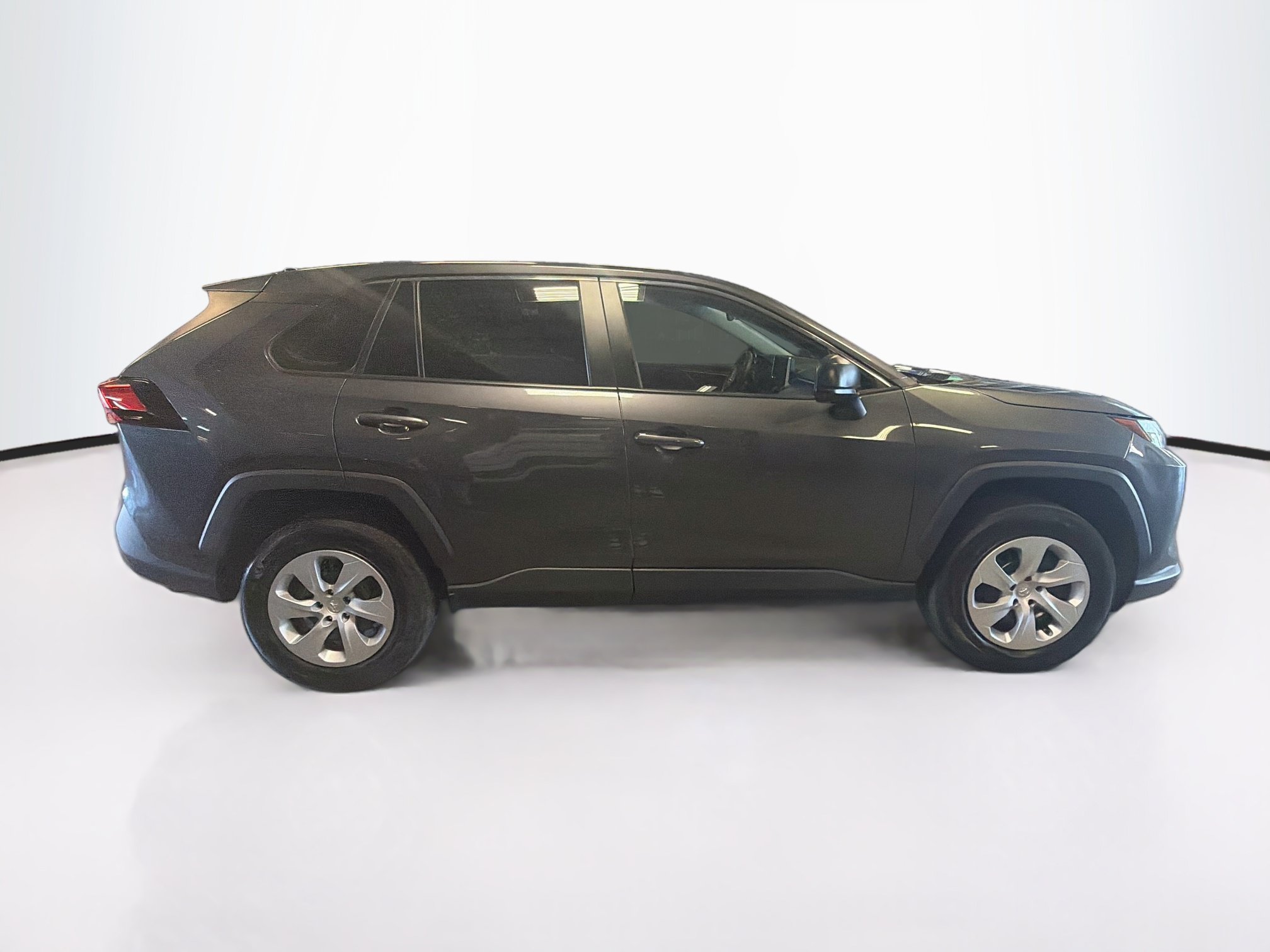 Used 2025 Toyota RAV4 LE AWD/4WD image 10