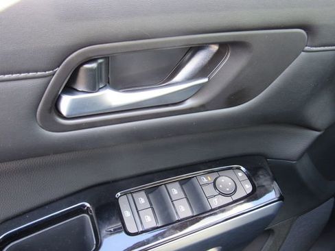 New 2026 Nissan Pathfinder SL FWD image 14