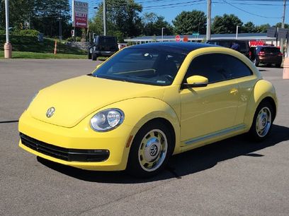 Used 2013 Volkswagen Beetle 2.5