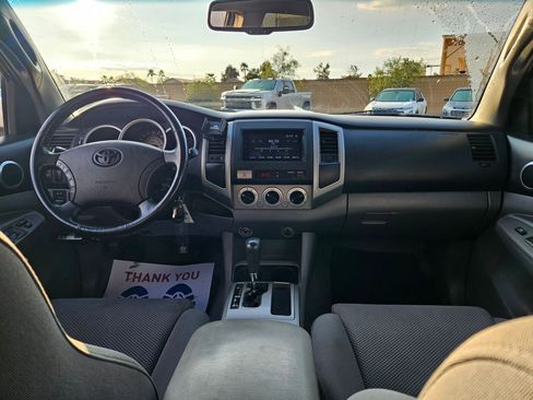 Used 2008 Toyota Tacoma PreRunner image 15