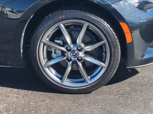 Used 2023 MAZDA MX-5 Miata Grand Touring w/ Weather Package image 10