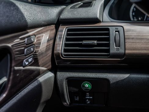 Used 2016 Honda Accord EX-L image 18