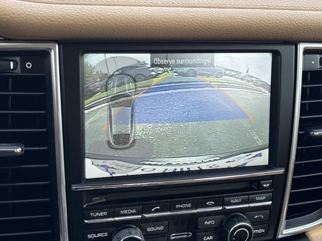Used 2014 Porsche Panamera S RWD image 13