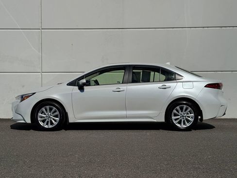 Certified 2026 Toyota Corolla XLE FWD image 4