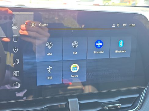 New 2026 Chevrolet Equinox RS w/ Convenience Package III FWD image 25