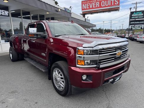 Used 2016 Chevrolet Silverado 3500 High Country w/ High Country Premium Package AWD/4WD image 8