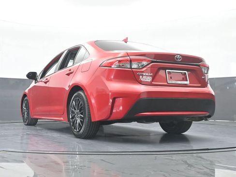 Used 2020 Toyota Corolla LE image 54