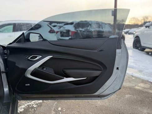Used 2022 Chevrolet Camaro LT w/ RS Package image 17