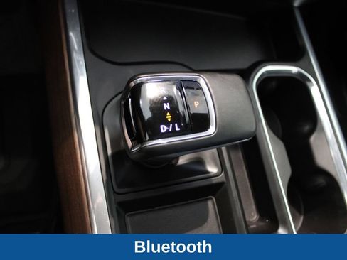 Used 2024 Chevrolet Silverado 1500 High Country w/ High Country Premium Package AWD/4WD image 17