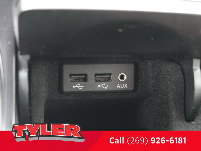 Used 2016 Nissan Maxima 3.5 SL w/ Interior Lighting Package FWD image 33
