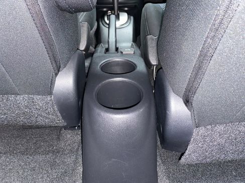 Used 2015 Nissan Versa Note SV image 24