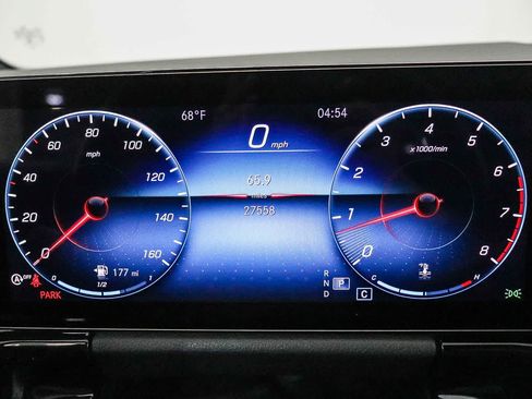 Certified 2022 Mercedes-Benz GLA 250 4MATIC image 25
