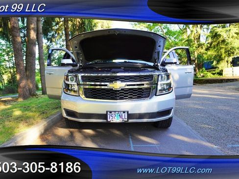 Used 2018 Chevrolet Suburban LT AWD/4WD image 28