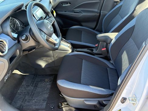 New 2025 Nissan Versa SV image 18