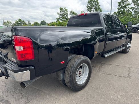 Used 2014 GMC Sierra 3500 Denali AWD/4WD image 10