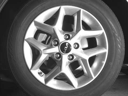 Used 2025 Kia Soul LX w/ LX Technology Package FWD image 17