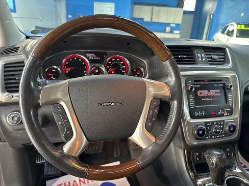 Used 2014 GMC Acadia Denali image 32