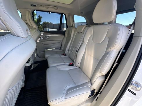Used 2022 Volvo XC90 T6 Inscription w/ Advanced Package AWD/4WD image 5