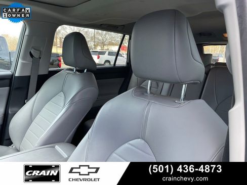 Used 2021 Toyota Highlander XLE image 23
