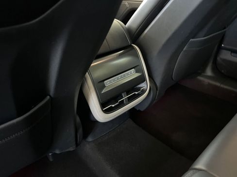 Used 2024 Lincoln Nautilus Premier image 24